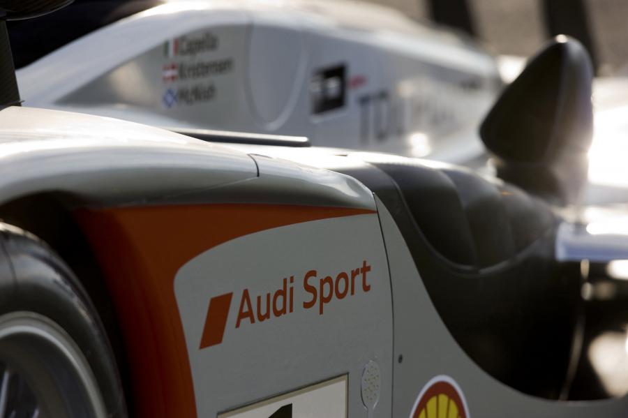 Детали экстерьера Audi R15 TDI 2009 года  (фото 21 из 78)